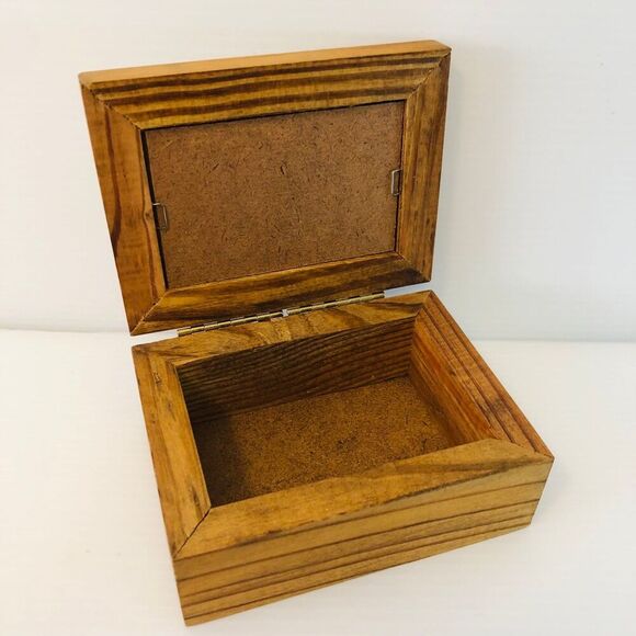 Small Wood Trinket Box Cottage Core Vintage Country - Picture 7 of 8